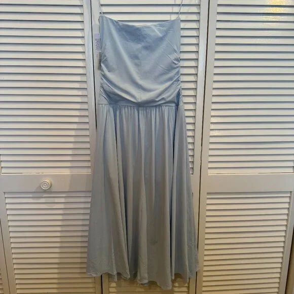 NWT Abercrombie & Fitch Knit Tube Drop-Waist Maxi Dress Size M - Picture 3 of 5